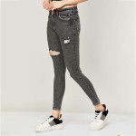 Women Stonewashed Skinny Fit Jeans